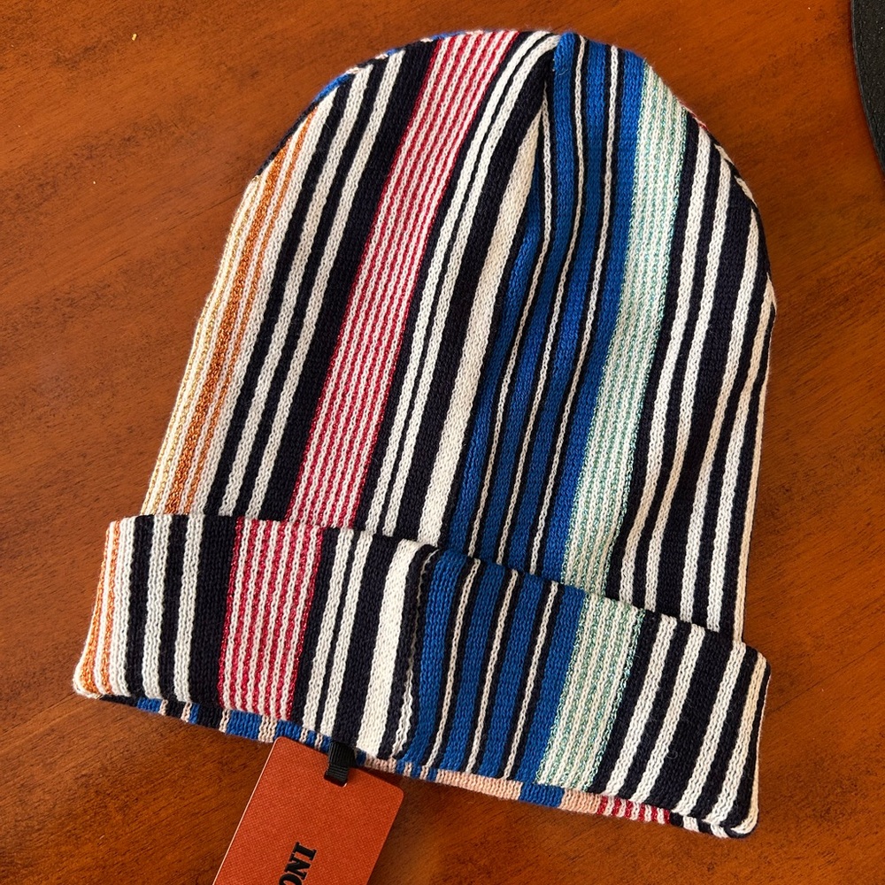 Final sale- NWT- Missioni stripped beanie/hat 
O/S